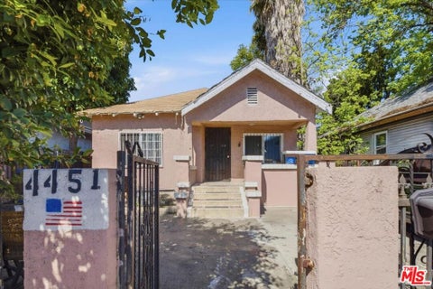 Photo of 4451 Crocker Street, Los Angeles, CA 90011 (MLS # 26999973)