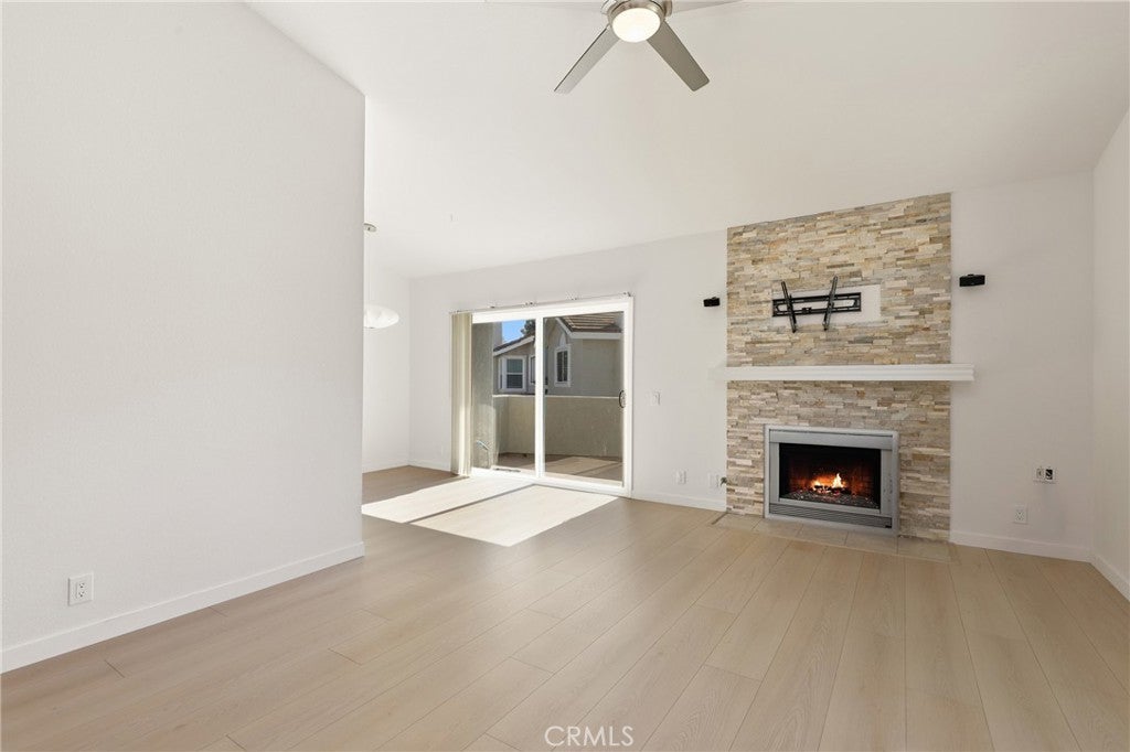 549 N Springbrook N