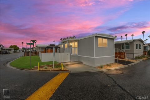 Photo of 306 Kings Lane, Bakersfield, CA 93308 (MLS # PI26022655)