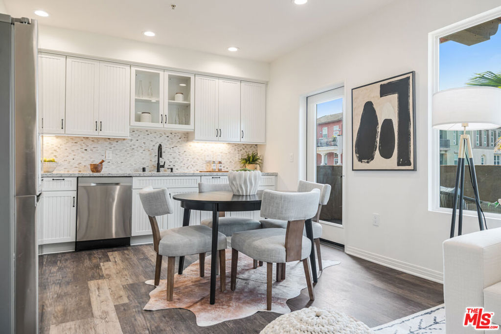 6020 Seabluff Drive 338