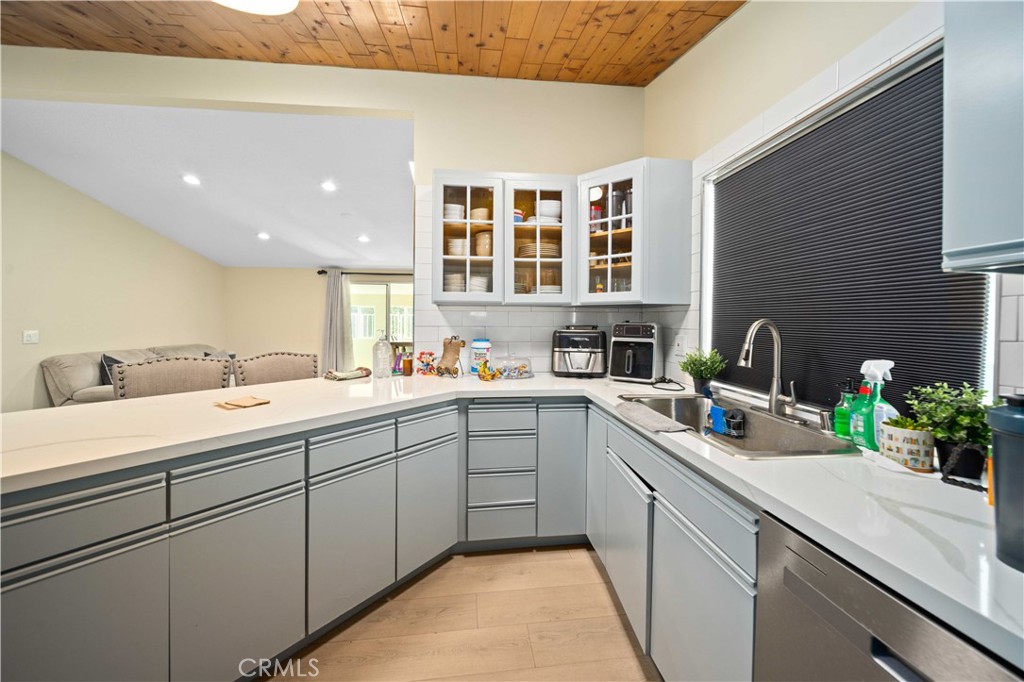 Canyon Ridge (CNRG) - Residential Lease