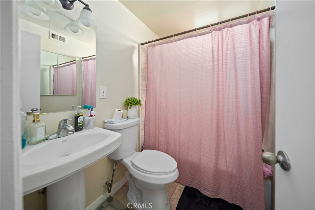 Canyon Ridge (CNRG) - Residential Lease