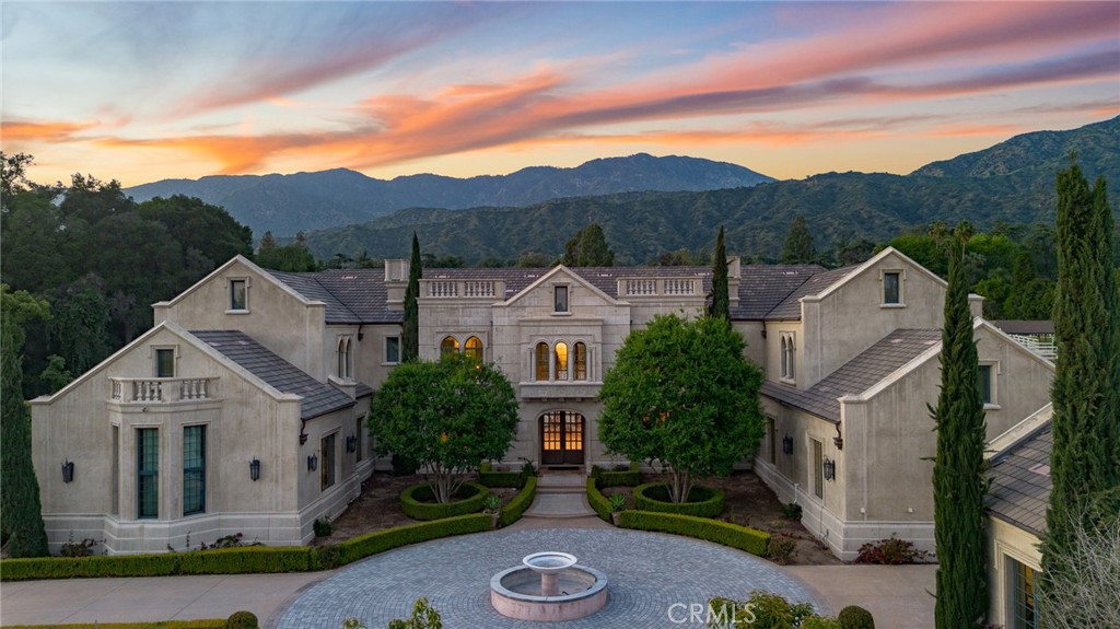 18 Dovetail Lane