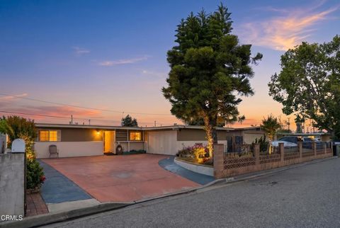 Photo of 362 Salem Avenue, Oxnard, CA 93036 (MLS # V1-35817)