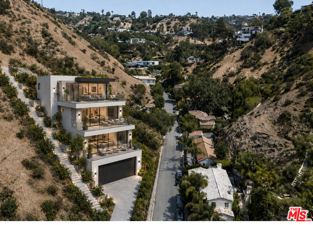 2133 Outpost Drive