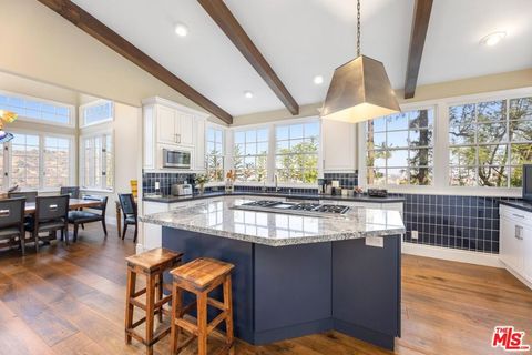 2270 The Terrace Los Angeles CA 90049