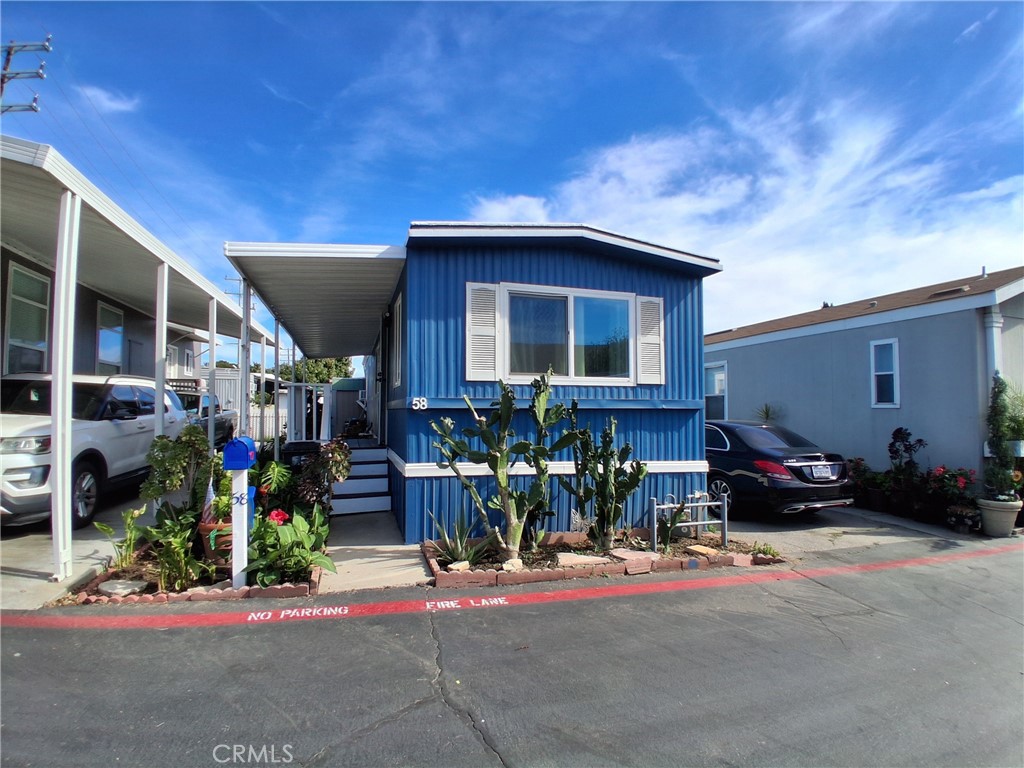 10471 Glenoaks Boulevard 58