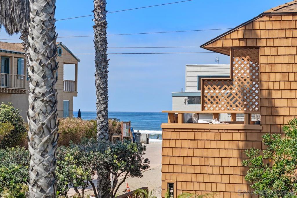 Del Mar - Residential