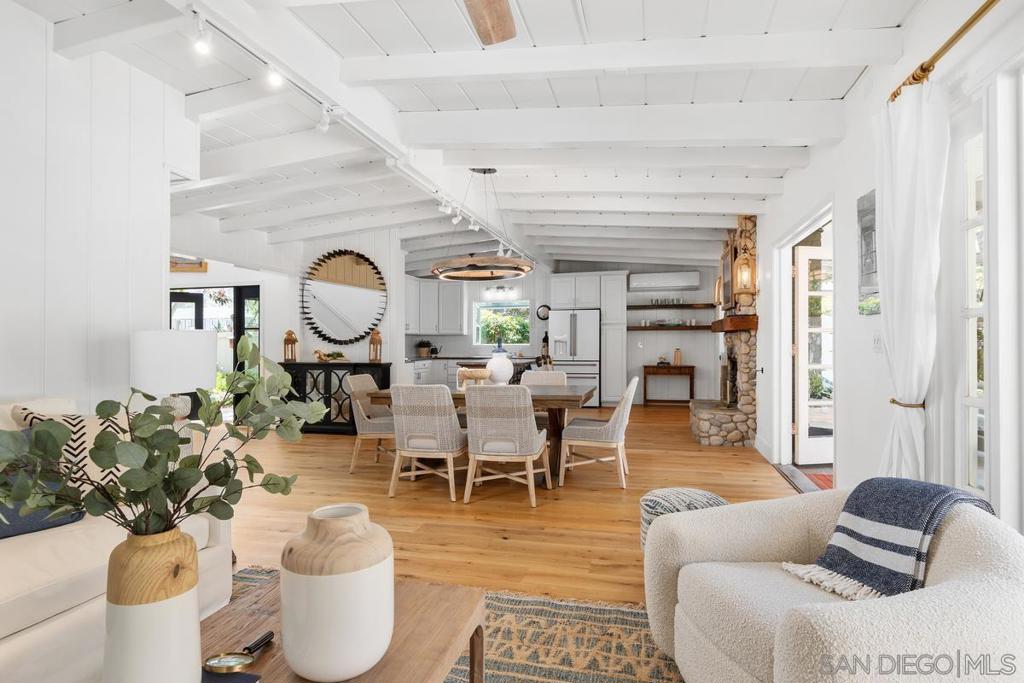 Del Mar - Residential