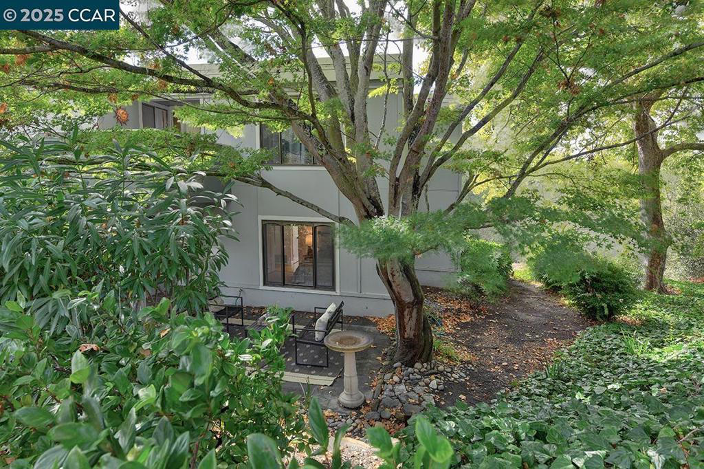 ROSSMOOR - Residential