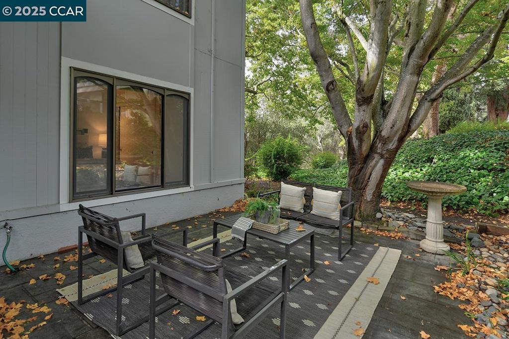 ROSSMOOR - Residential
