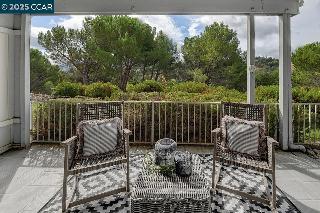 ROSSMOOR - Residential