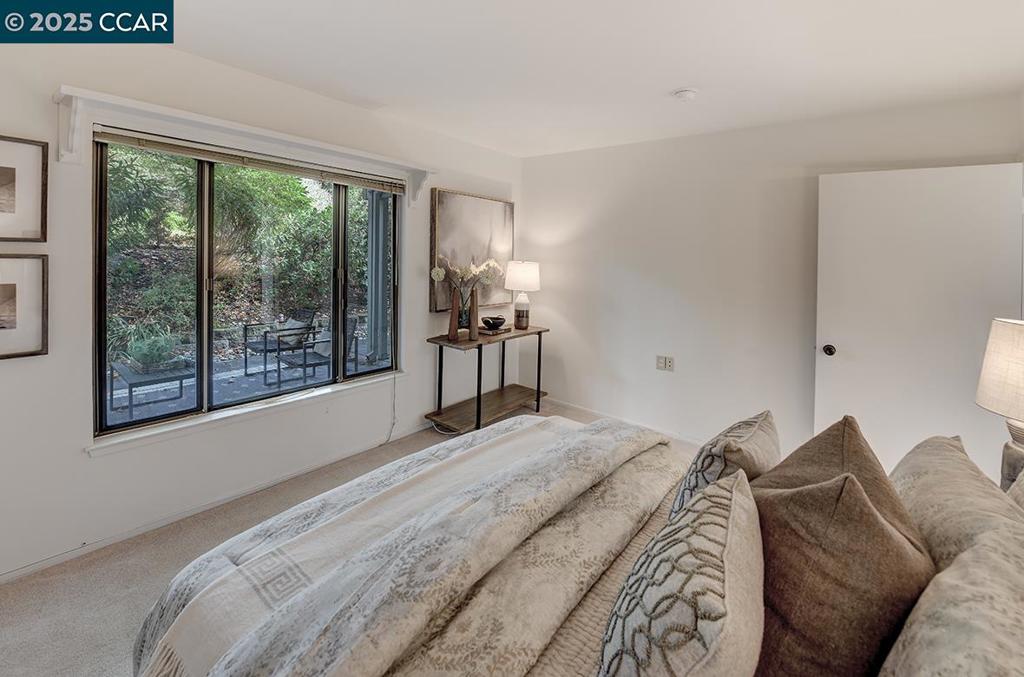 ROSSMOOR - Residential