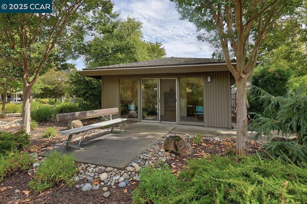 ROSSMOOR - Residential
