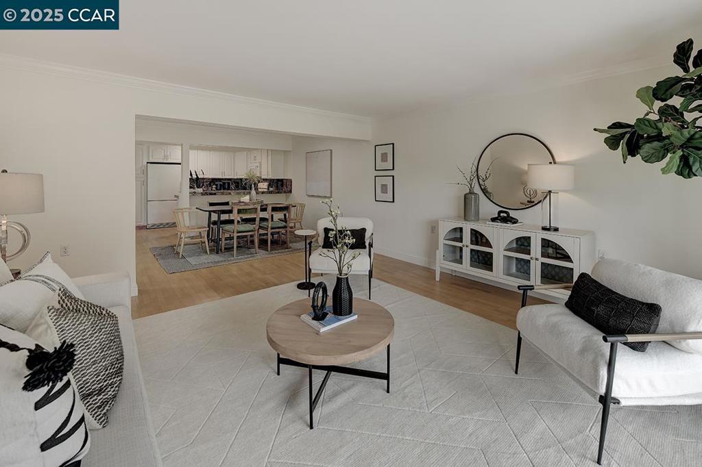 ROSSMOOR - Residential
