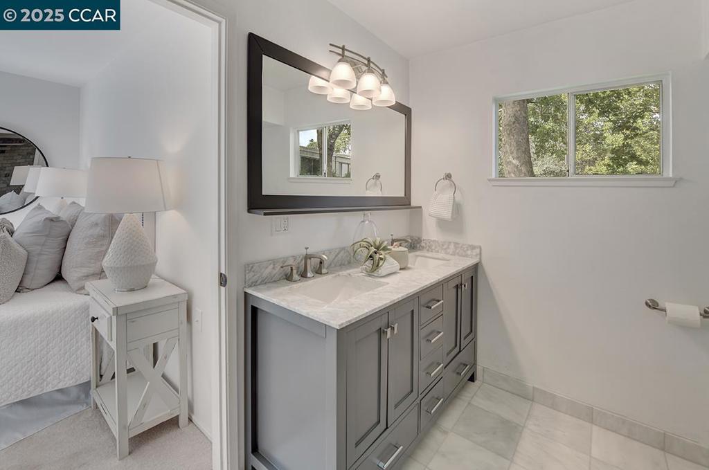 ROSSMOOR - Residential