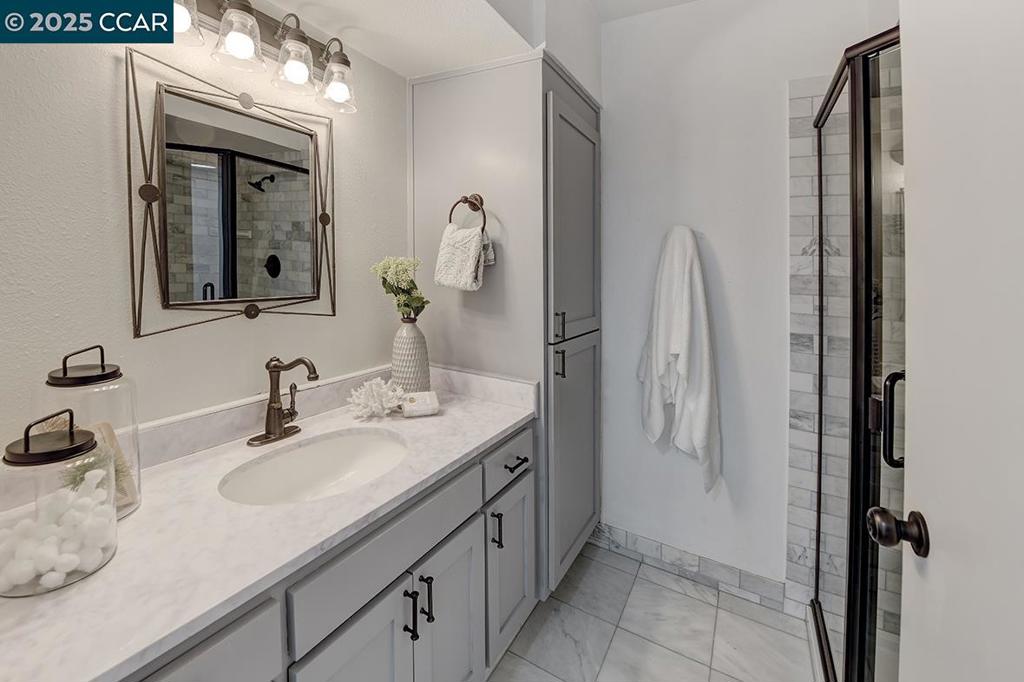 ROSSMOOR - Residential