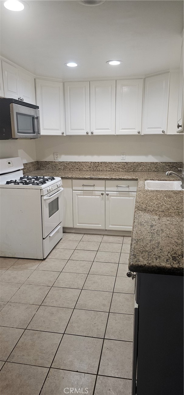 Corona - Residential Lease