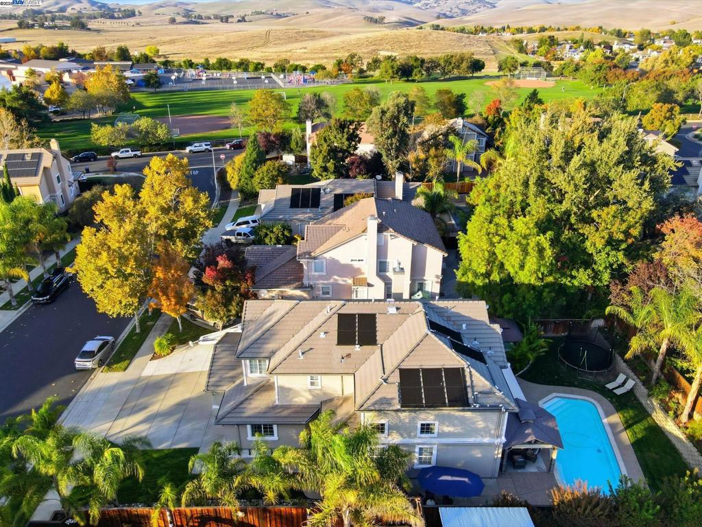 MARALISA ESTATES - Residential