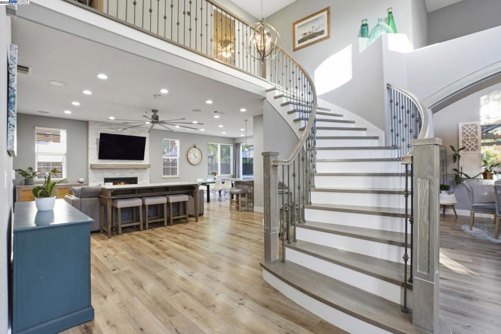 MARALISA ESTATES - Residential