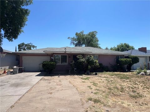 4664 E Brown Avenue Fresno CA 93703