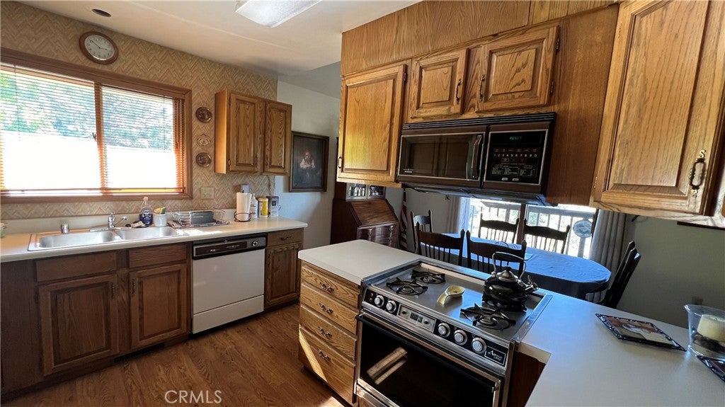 33393 Robin Drive