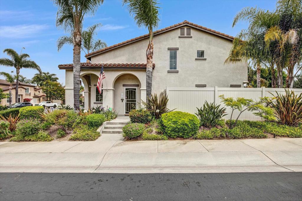 3985 Carino Way