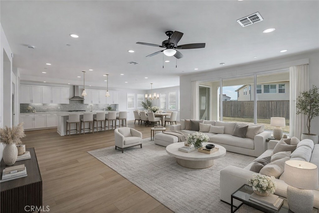 1626 Corte Medialuna