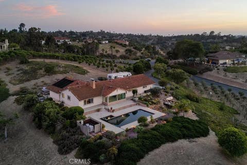 Photo of 1509 Macadamia Drive, Fallbrook, CA 92028 (MLS # ND26114735)