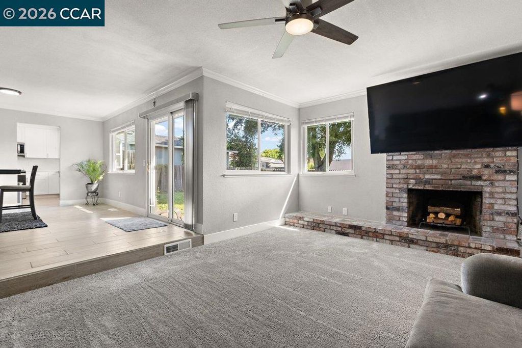 Photo of 2214 Pennsylvania Avenue Ave, Fairfield, CA 94533 (MLS # 41131469)