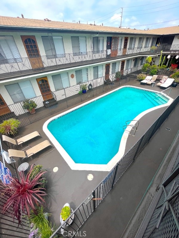 / - Residential Lease