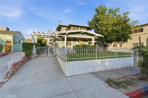 Photo of 1921 20th St, Santa Monica, CA 90404 (MLS # SR25255382)