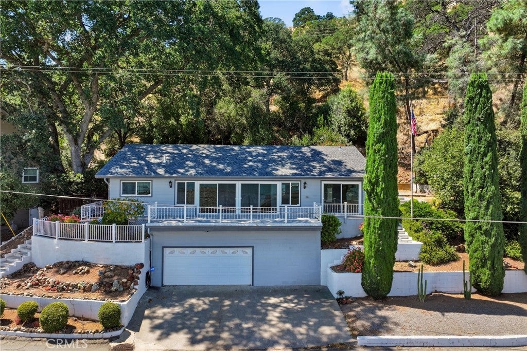 7926 Richard Drive