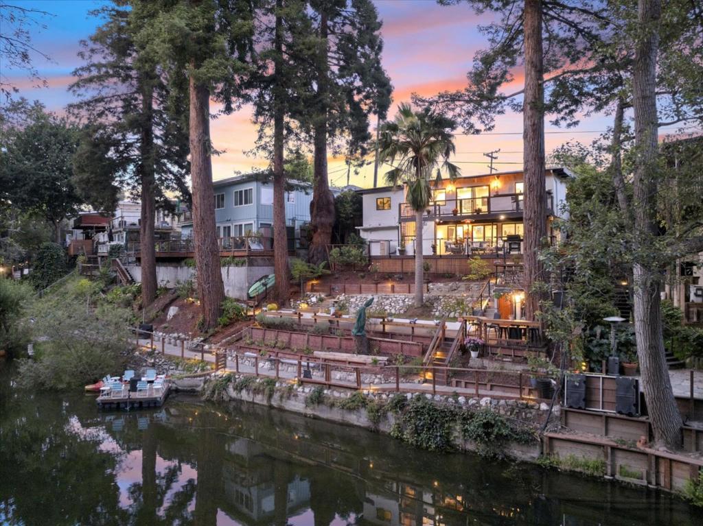 539 Riverview Drive