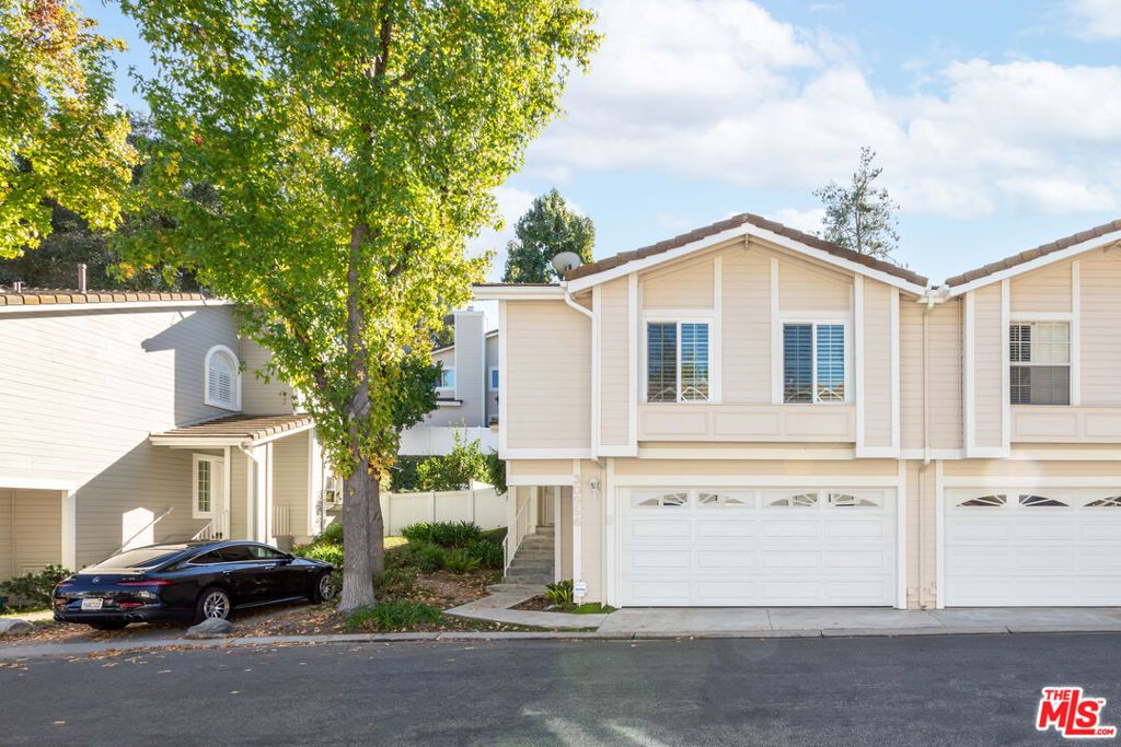 Photo of 30956 Minute Man Way, Westlake Village, CA 91361 (MLS # 25618869)