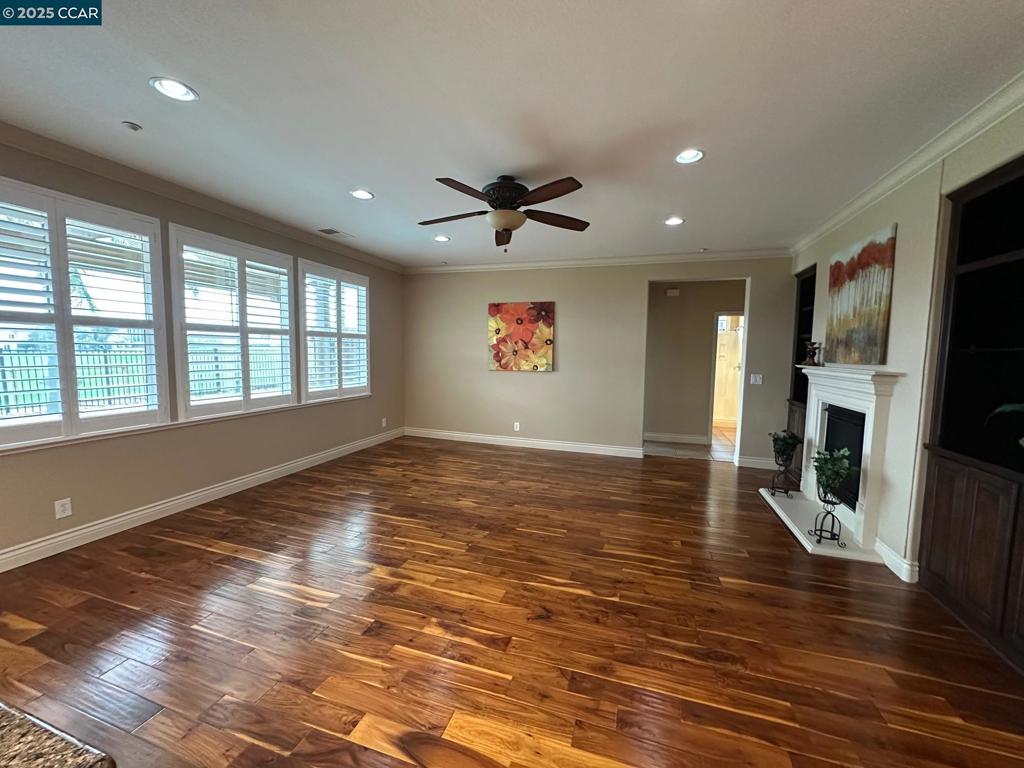 DEER RIDGE - Residential