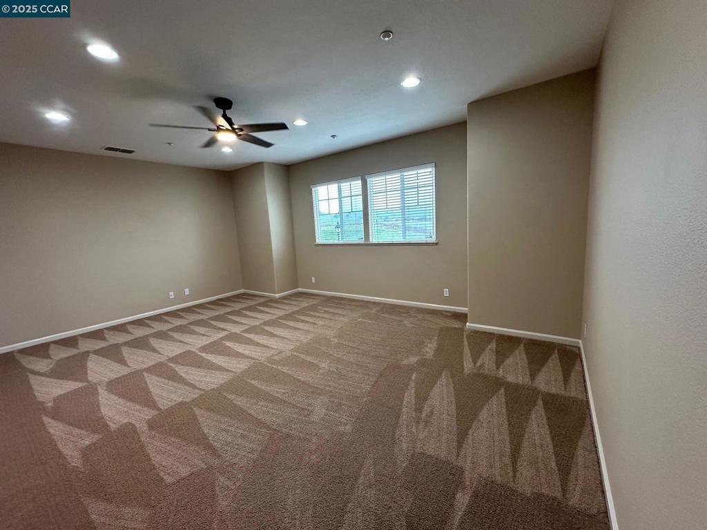 DEER RIDGE - Residential