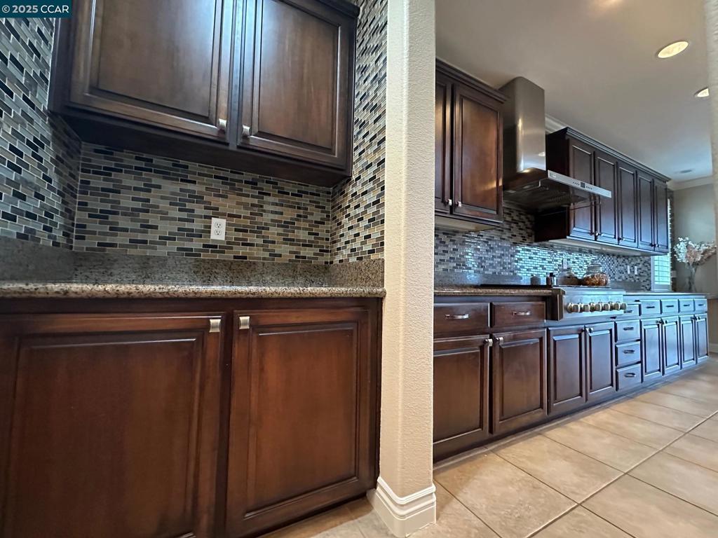 DEER RIDGE - Residential