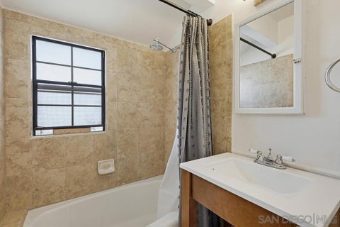 Tiny photo for 527 K Ave. AVE, National City, CA 91950 (MLS # 260013355SD)