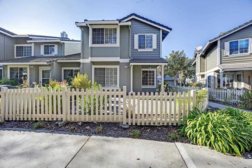 Photo of 7444 7444 Oxford Cir Cir, Dublin, CA 94568 (MLS # 41124521)