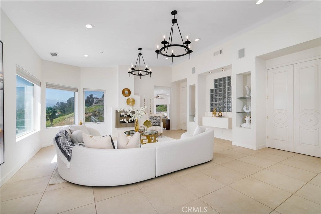 4102 Quail Canyon Rd