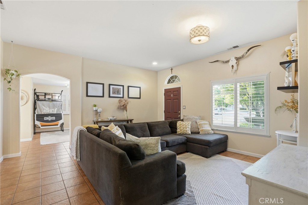 2641 Vineyard Circle