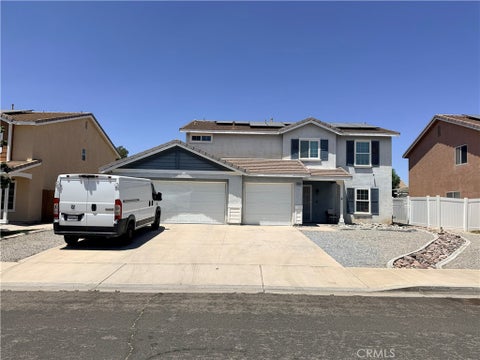 Photo of 13960 Clydesdale Run LN, Victorville, CA 92394 (MLS # OC26205391)