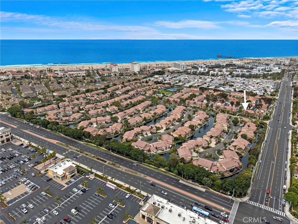 Photo of 21038 Poolside LN, Huntington Beach, CA 92648 (MLS # NP26145807)