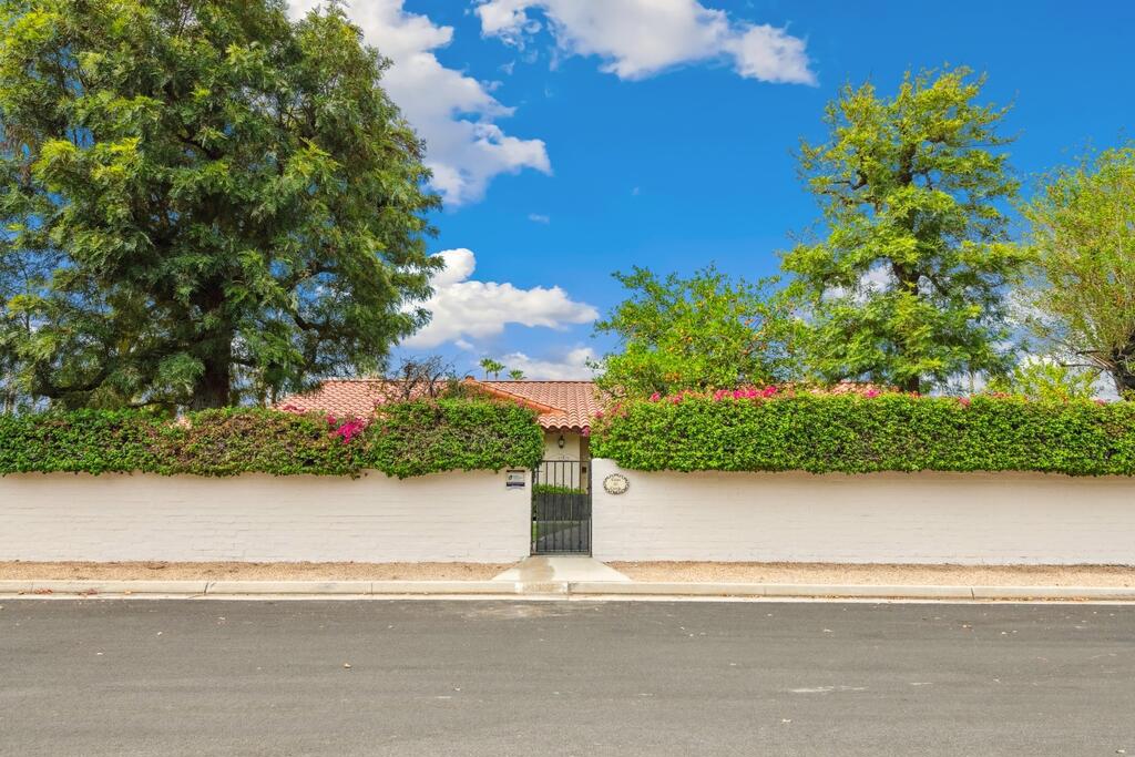 1366 E Verbena Drive