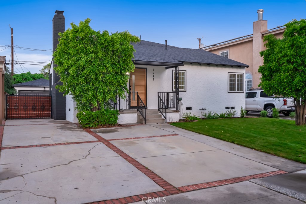 1741 N Rose