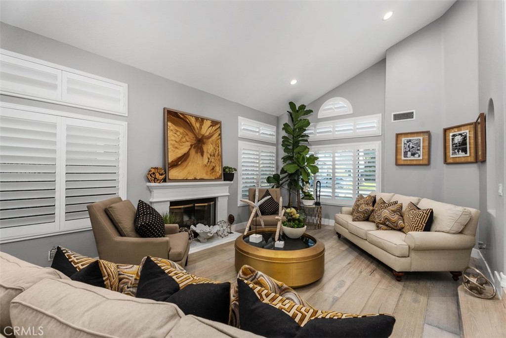 25881 Cedarbluff