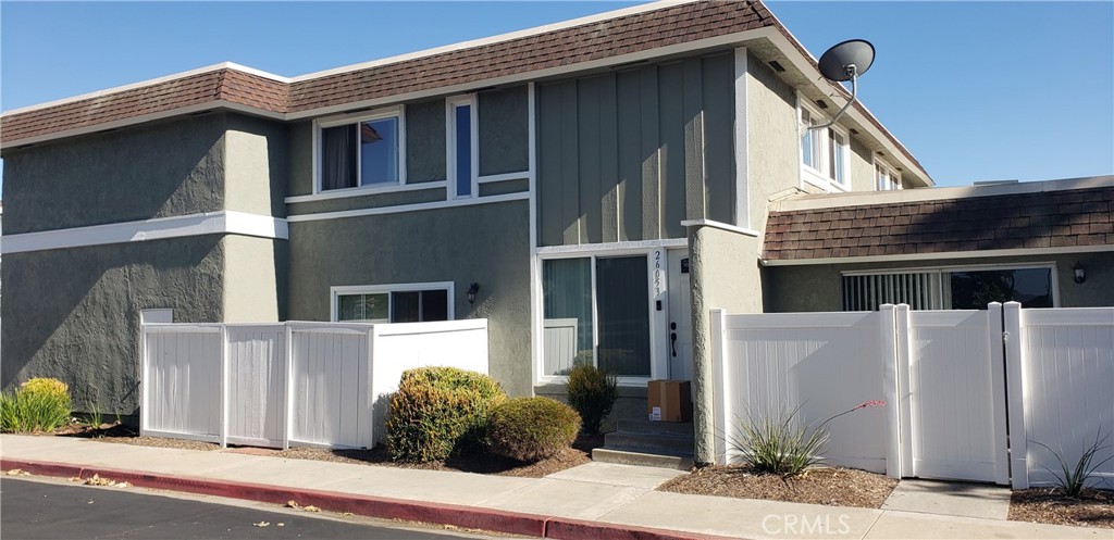 This clean, light and bright, upgraded two story townhouse in the Aliso Villas nieghborhood is perfectly situated near great shopping and easy freeway access. The funcitonal 3 bed 2 bath floor plan provides an open easy flow downstairs, with direct garage accecss and ample storage. Upstairs hosts three spacious bedrooms with large closets, natural light and privacy. The interior is elegantly presented with recessed lighting, granite countertops, shaker cabinets, and stainless appliance all seamlessly connected with crown moulding throughout. You will always be comfortable with central heating and ac, with ceiling fans in each room. The fenced patio offers privacy, additional dining and entertaining space or relaxing in the sun. The community also provides a pool, bbq, picnic area and playground for the residents.