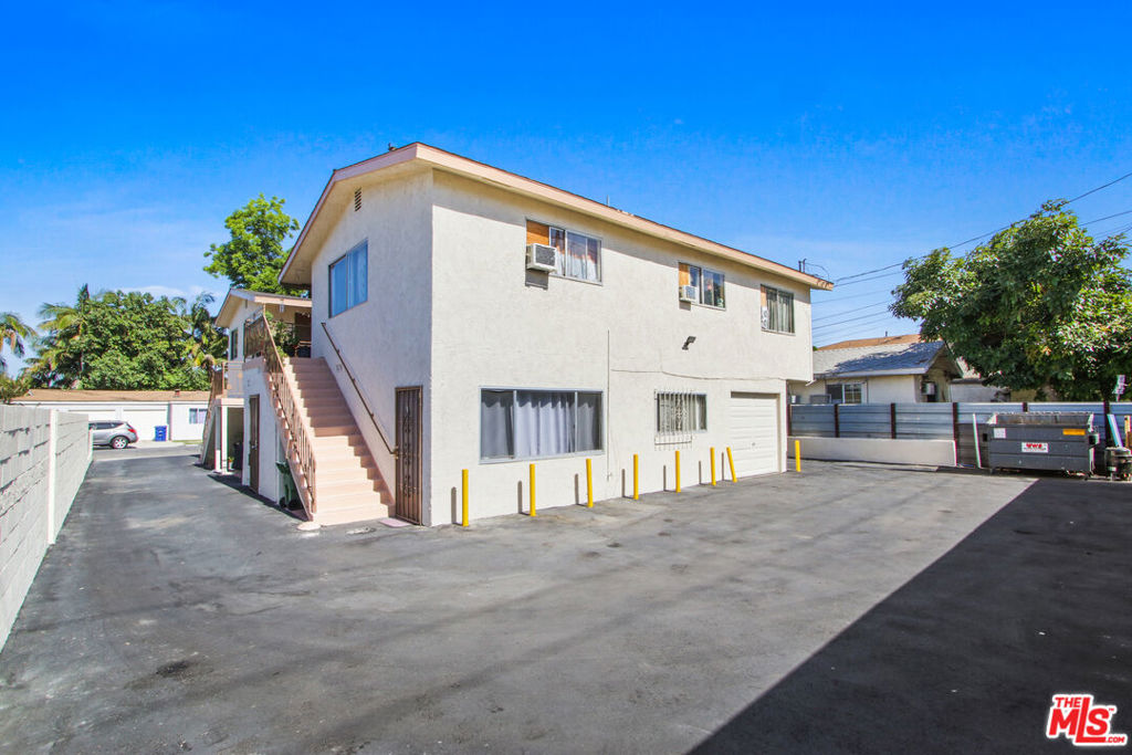 10024 Elizabeth Avenue