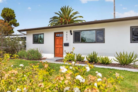 Photo of 4852 Kings Way Way, San Diego, CA 92117 (MLS # 260015295SD)